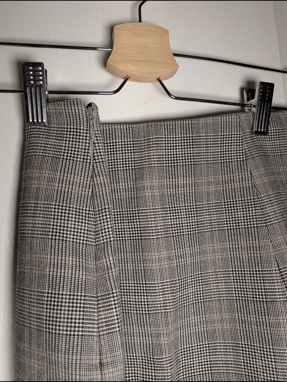 Aritzia Plaid A-Line Skirt in Gray and Tan - Picture 4 of 11